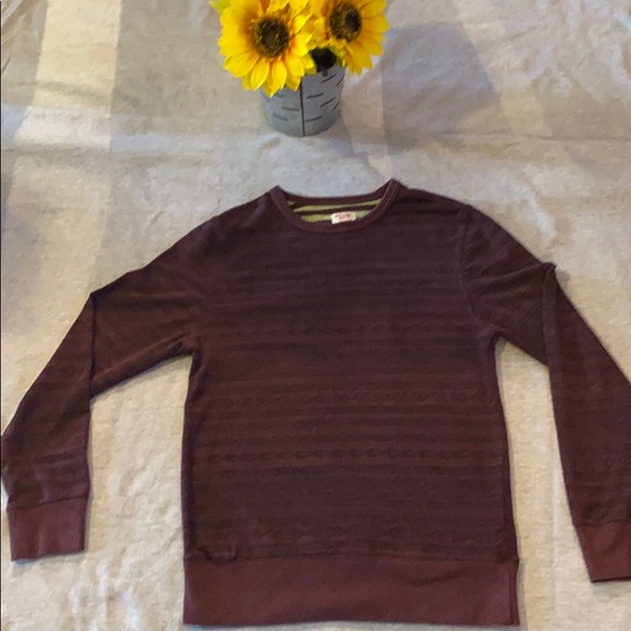 Burgundy and Black Lightweight Sweater - Picture 2 of 5